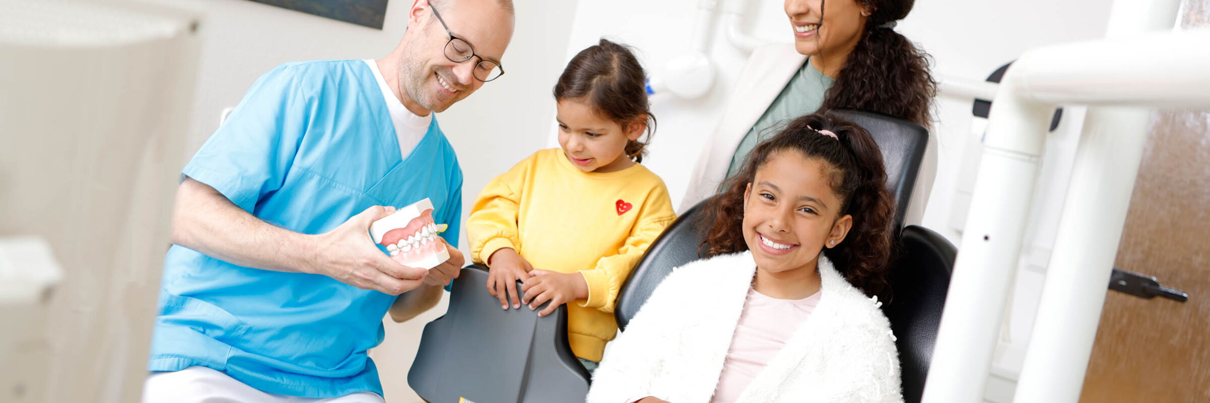 Prophylaxe für die ganze Familie | Zahnarztpraxis Klenke in Baunatal